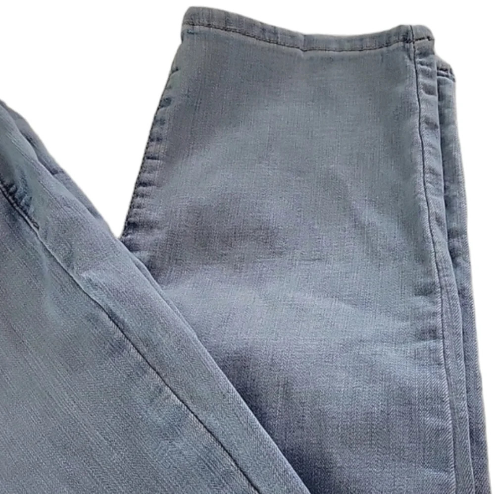 Levis Boyfriend Jeans - Picture 2 of 5